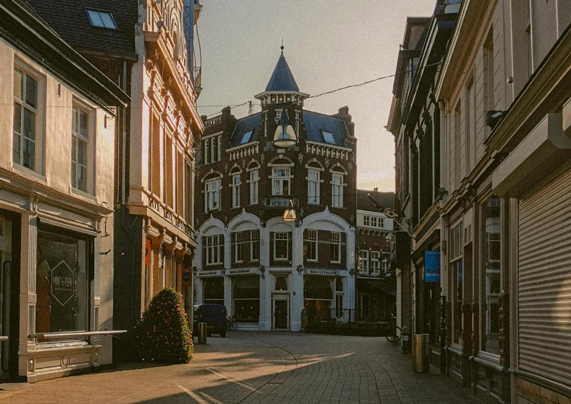 Xxl House With Free Parking & 3 Bedrooms Tilburg Exterior photo
